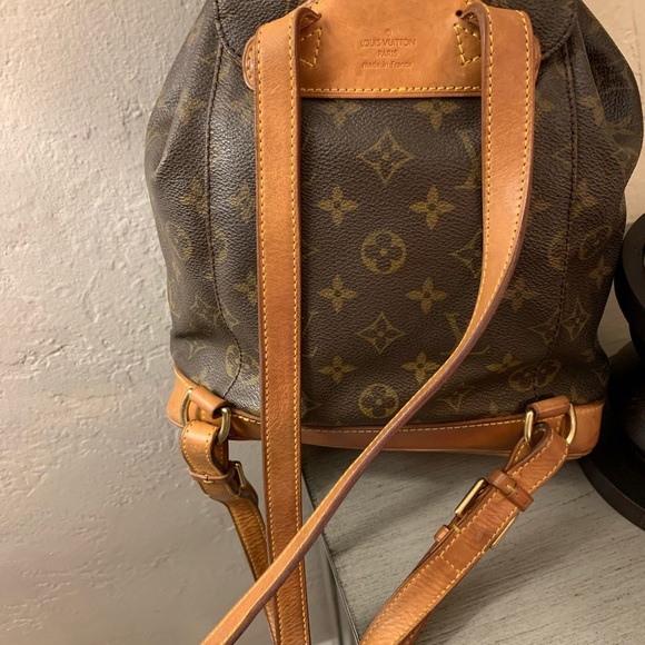 Louis Vuitton Backpack - Picture 6 of 8